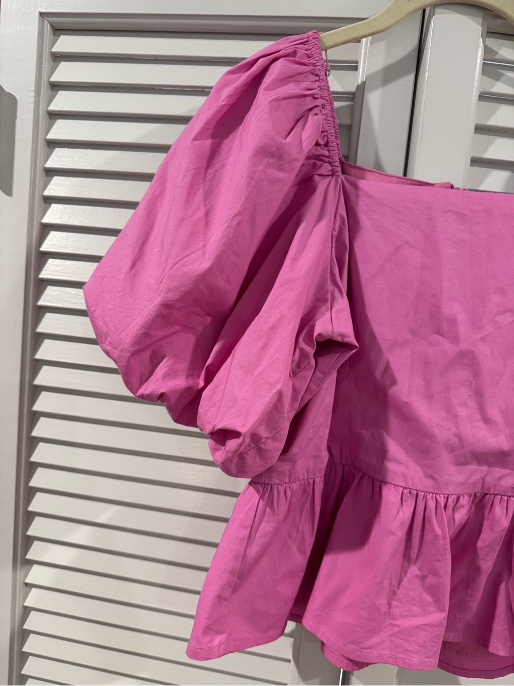 Rachel Parcell Hot Pink Puff Sleeve Peplum Top - Picture 4 of 8